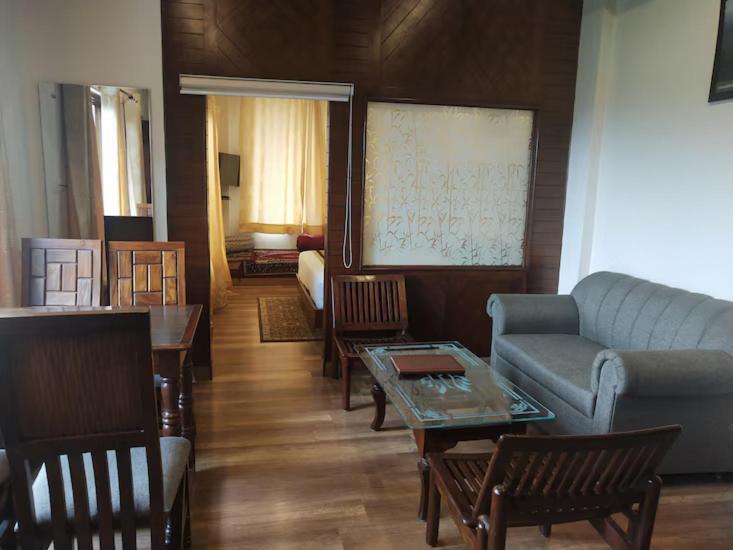Dharamshala Paradise Sheela Luaran gambar